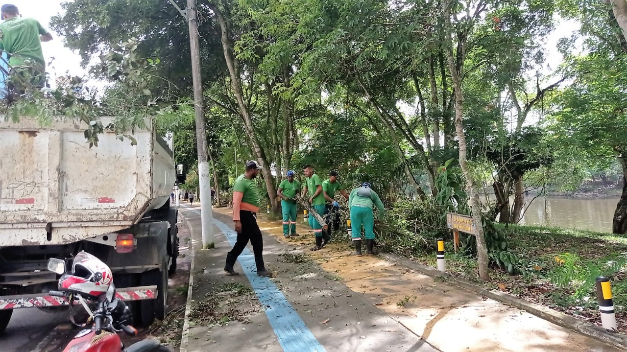 Prefeitura prossegue com serviços de zeladoria no centro e nos bairros de Itabuna