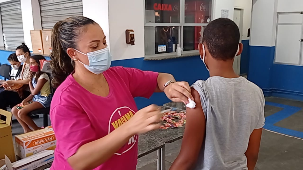 Secretaria Municipal de Saúde divulga calendário vacinal da última semana de abril.
