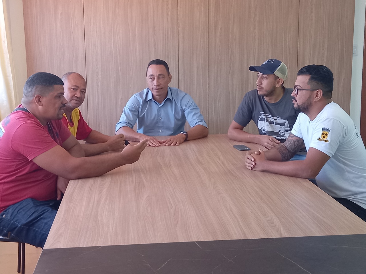 Prefeitura flexibiliza a venda de alimentos por ambulantes no centro de Itabuna no período junino.