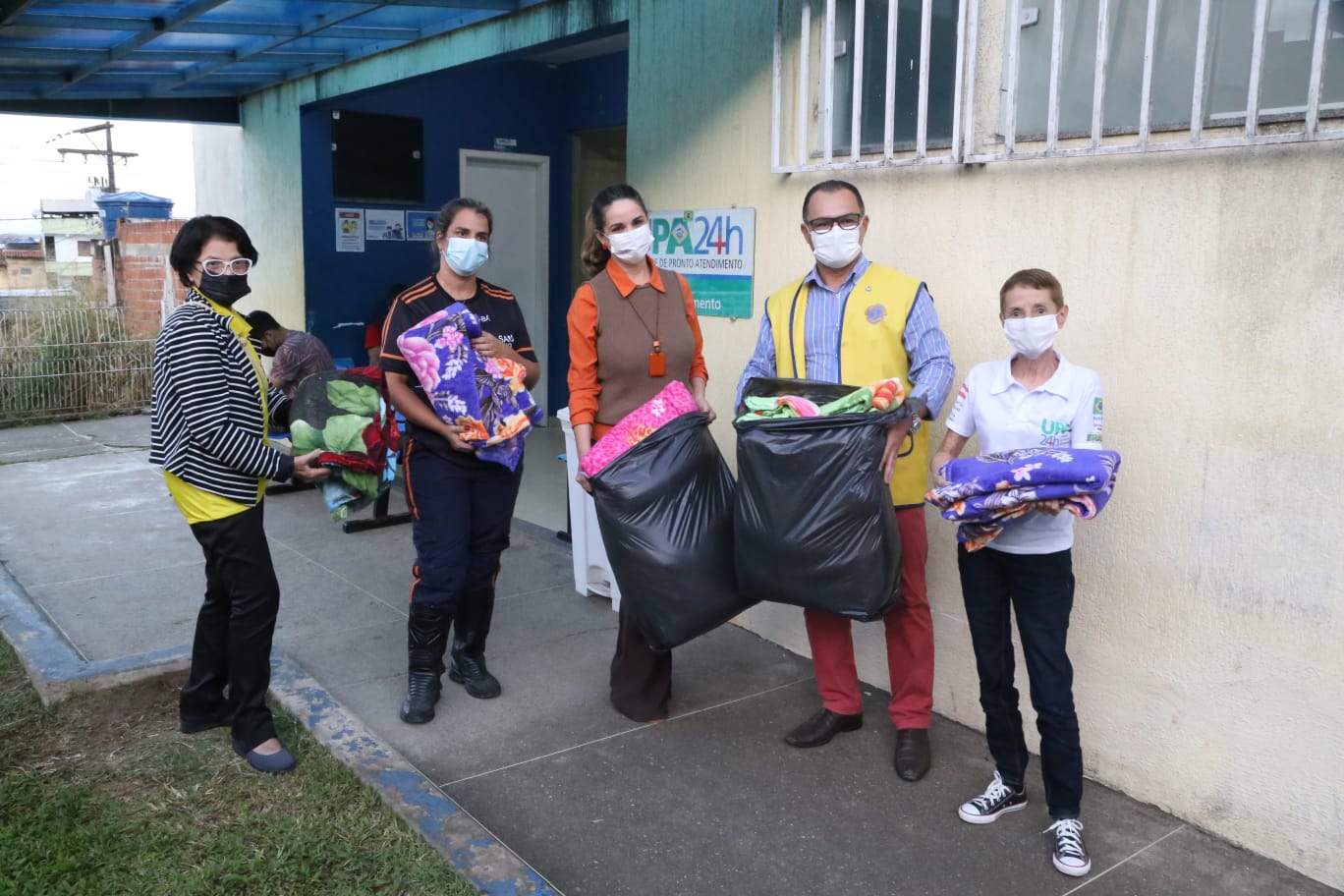 Lions Club Itabuna Centro entrega mantas cobertores para UPA-24 Horas.