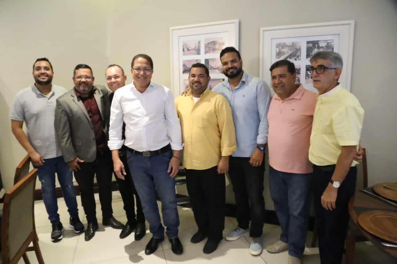 Prefeito Augusto Castro pede a religiosos sugestões para o Celebra Itabuna.