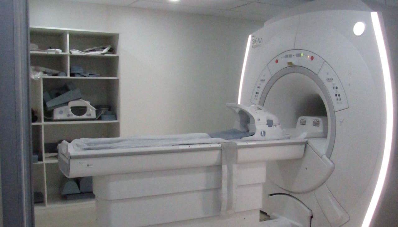 Hospital de Base raciona uso de contraste iodado em exames e procedimentos médicos.