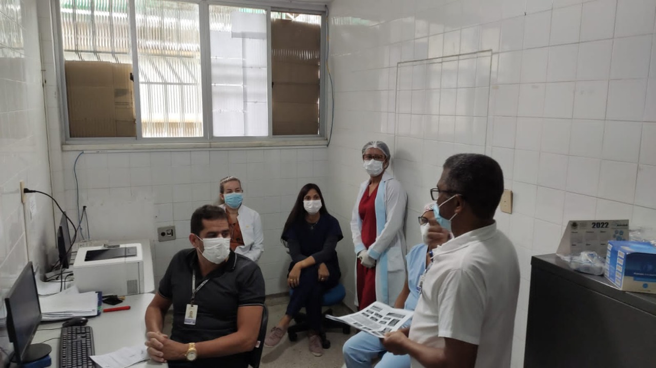 Hospital de Base promove ações educativas sobre prevenção de acidentes no trabalho.