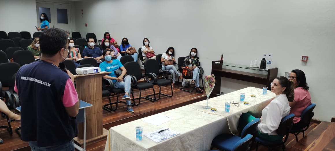 Secretaria Municipal de Saúde e Aldeias Infantis SOS capacitam psicólogos da Rede Municipal de Itabuna.