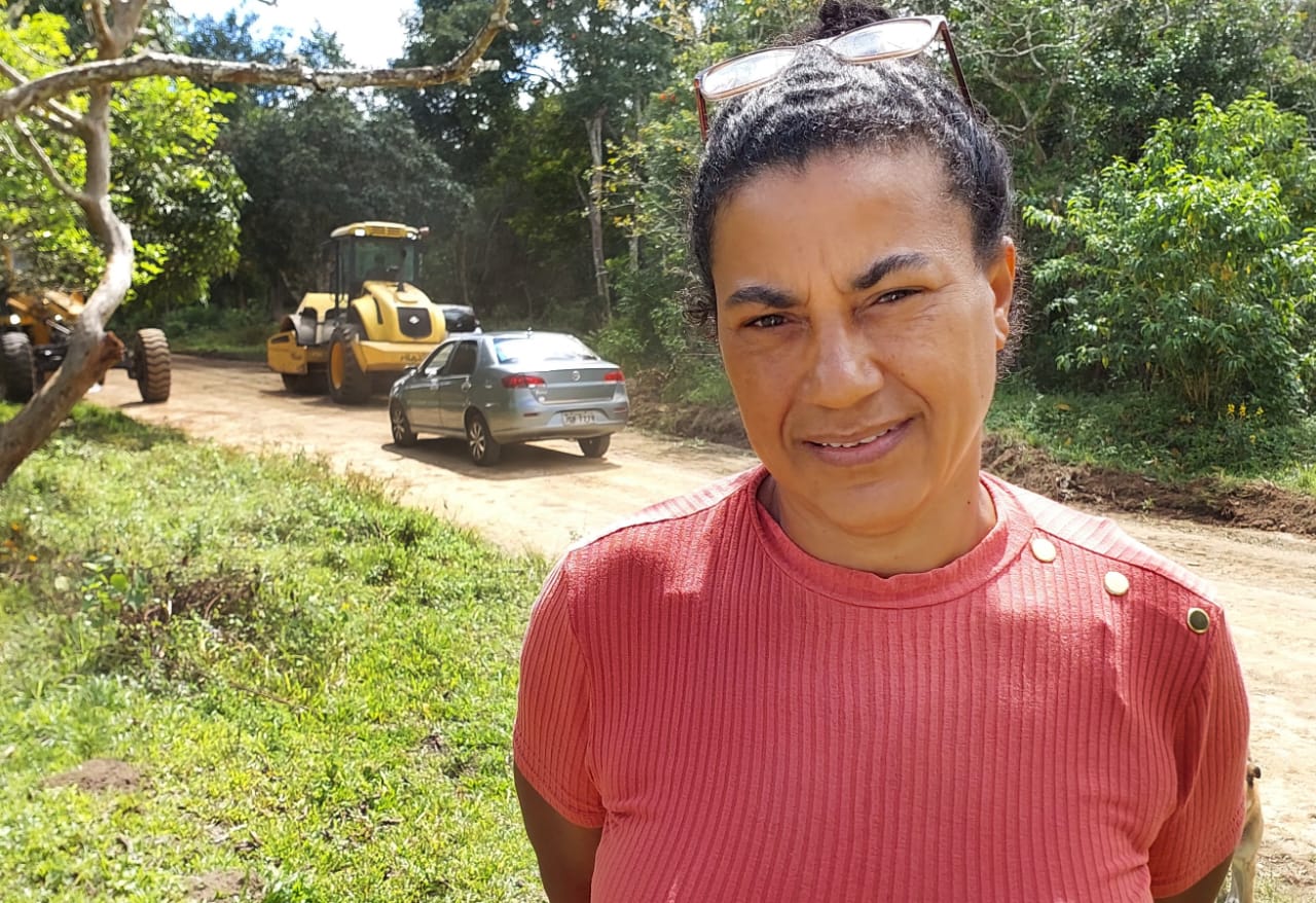 Prefeitura de Itabuna executa melhoria no acesso ao Assentamento Manoel Chinês.