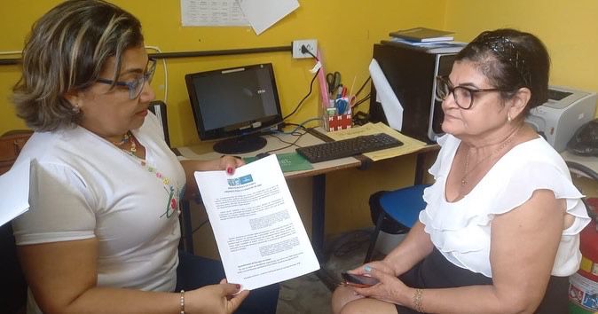 Professores da Rede Municipal de Ensino de Itabuna usam tecnologia no trabalho pedagógico.