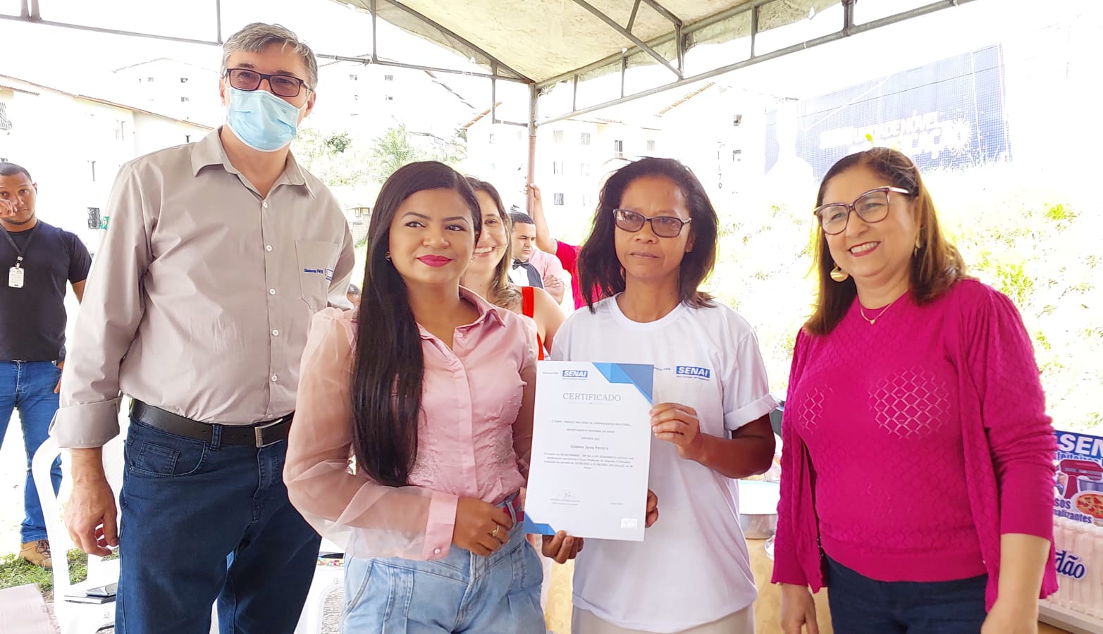 Secretaria de Promoção Social formou 60 profissionais na área de confeitaria no residencial Itabuna Park.