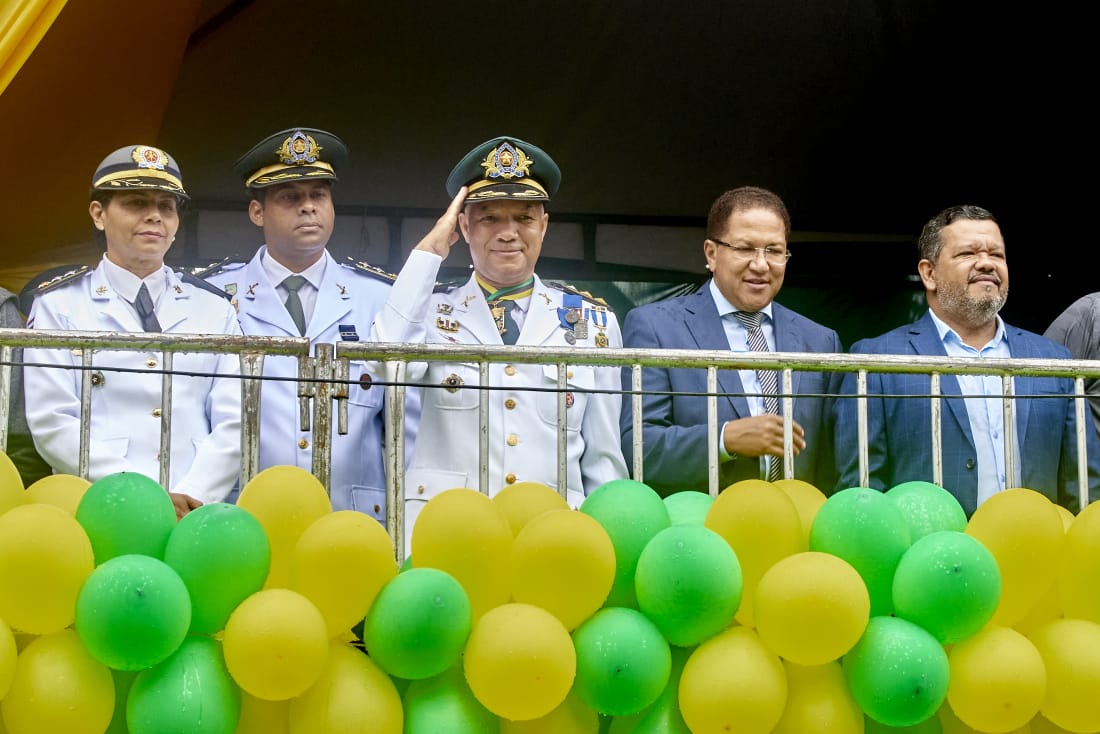 Prefeito Augusto exalta desfile cívico de 7 de Setembro em Itabuna.