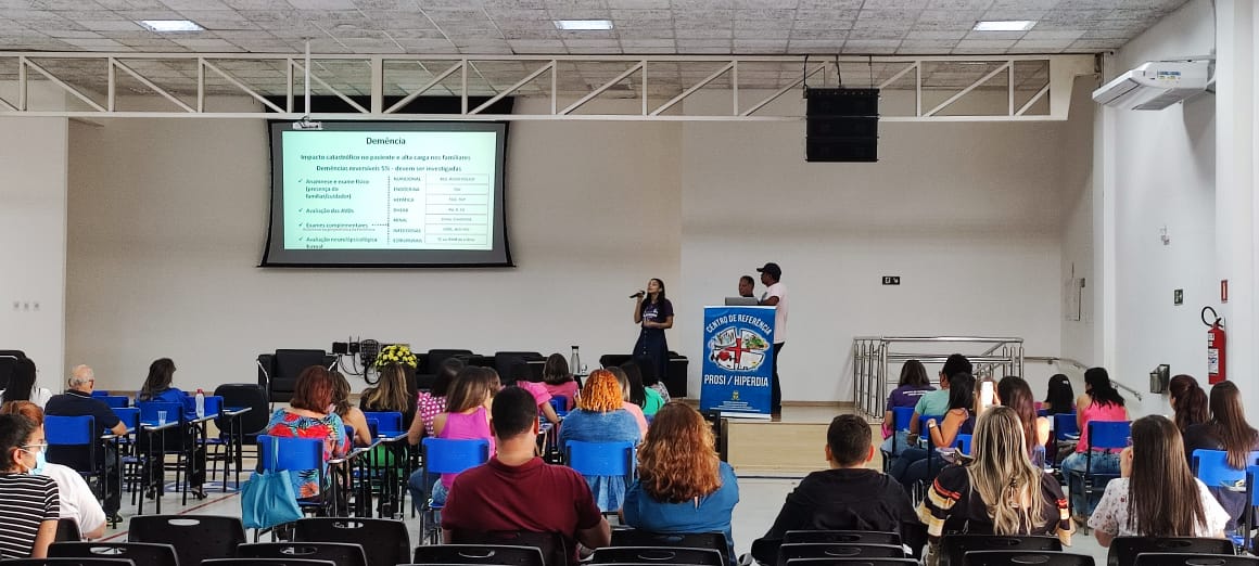 Secretaria de Saúde realiza palestra em alusão ao Dia Mundial do Alzheimer.
