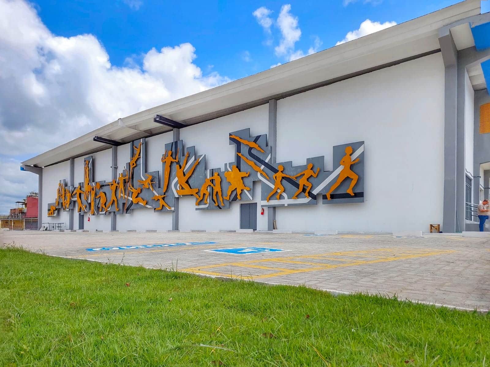 Contagem regressiva para conclusão das obras da Vila Olímpica de Itabuna.