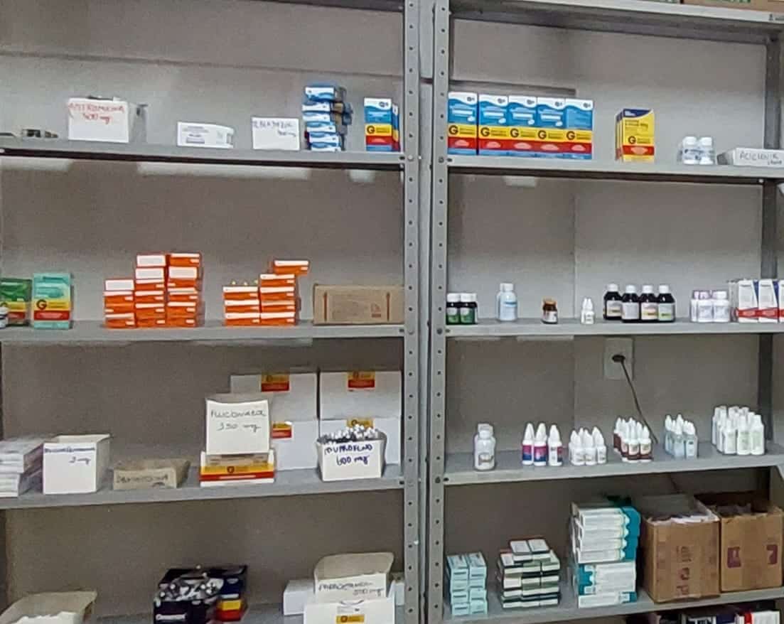 Itabuna adota estratégias emergenciais para enfrentar a falta de medicamentos.