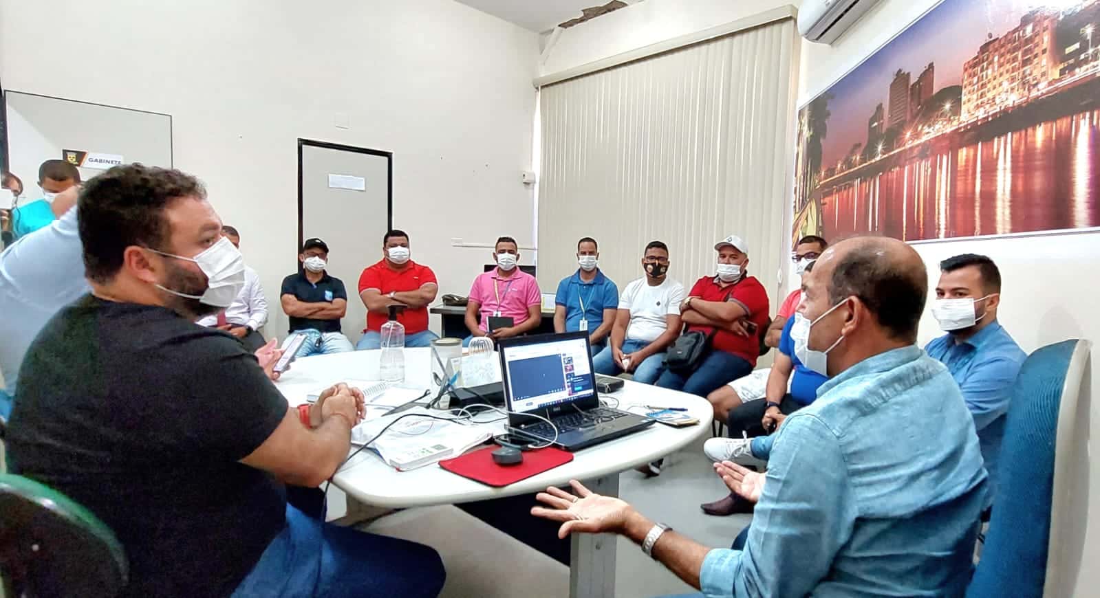 Prefeitura discute com donos de bares sobre eventos em Itabuna nos dias dos jogos da Seleção.