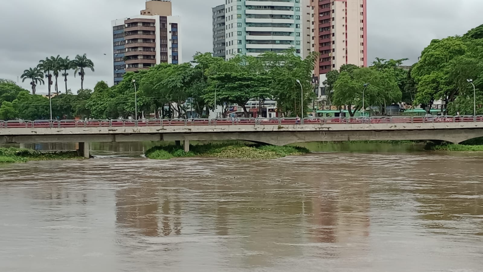 Diretoria da Defesa Civil monitora chuva e prevê 20 milímetros em Itabuna.