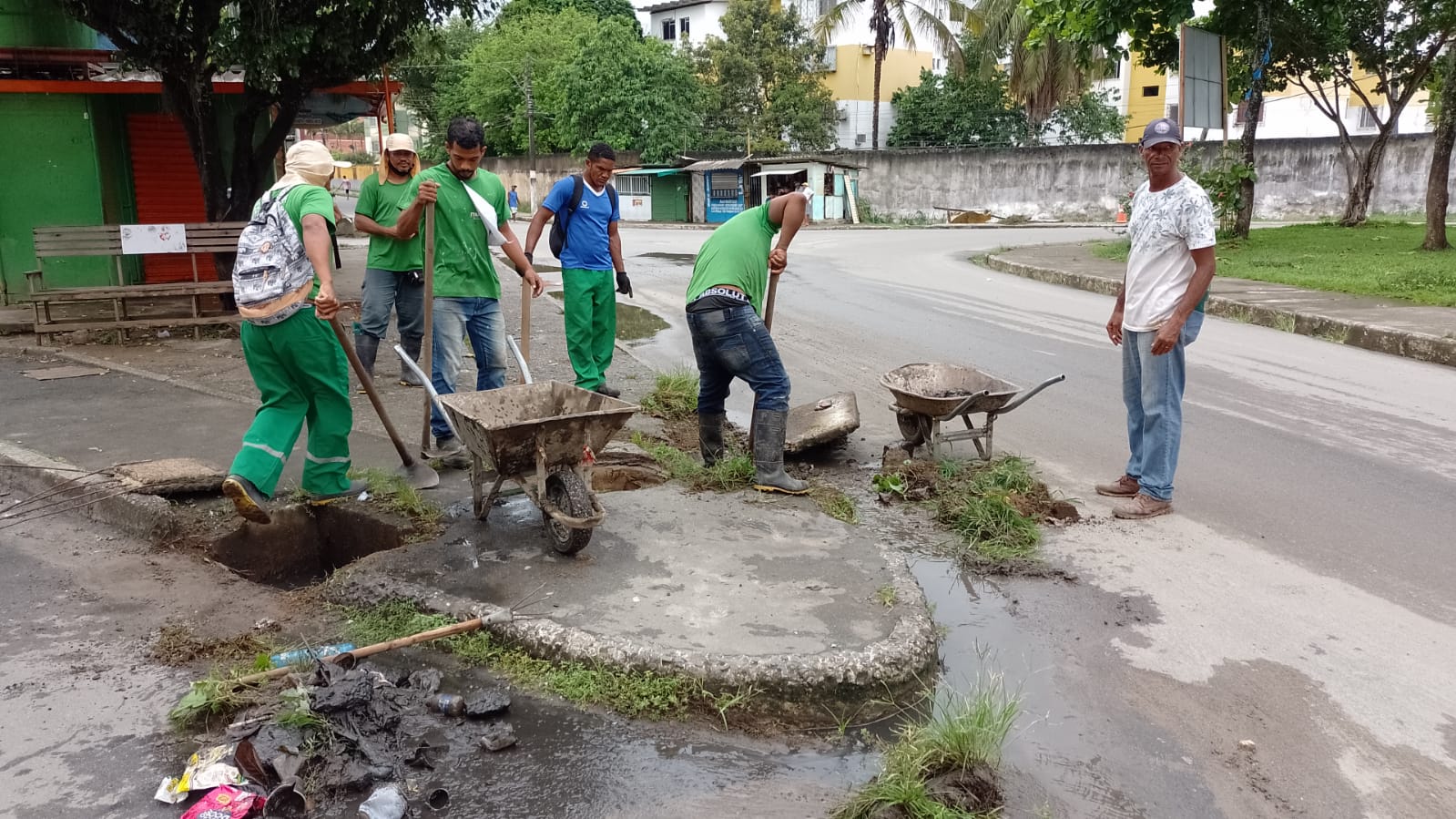 Prefeitura de Itabuna reforça equipe da Limpeza Pública mobilizada na força-tarefa.