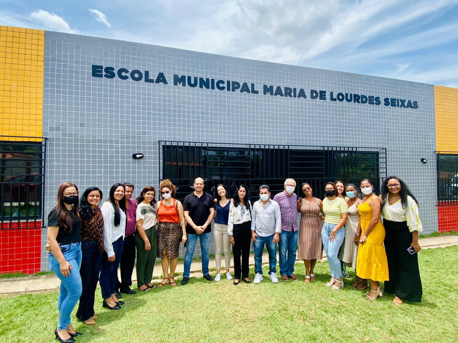 Secretário e dirigentes da Educação de Itabuna conhecem em Mata de São João modelo de escola em tempo integral.