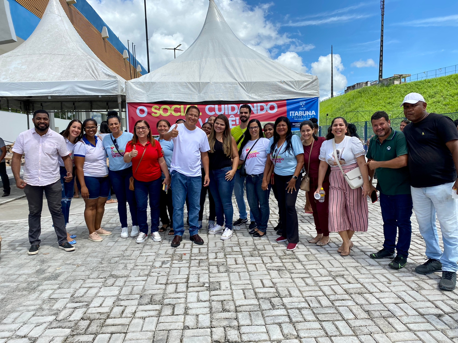 Secretaria de Promoção Social entrega 10 mil cestas natalinas em Itabuna.