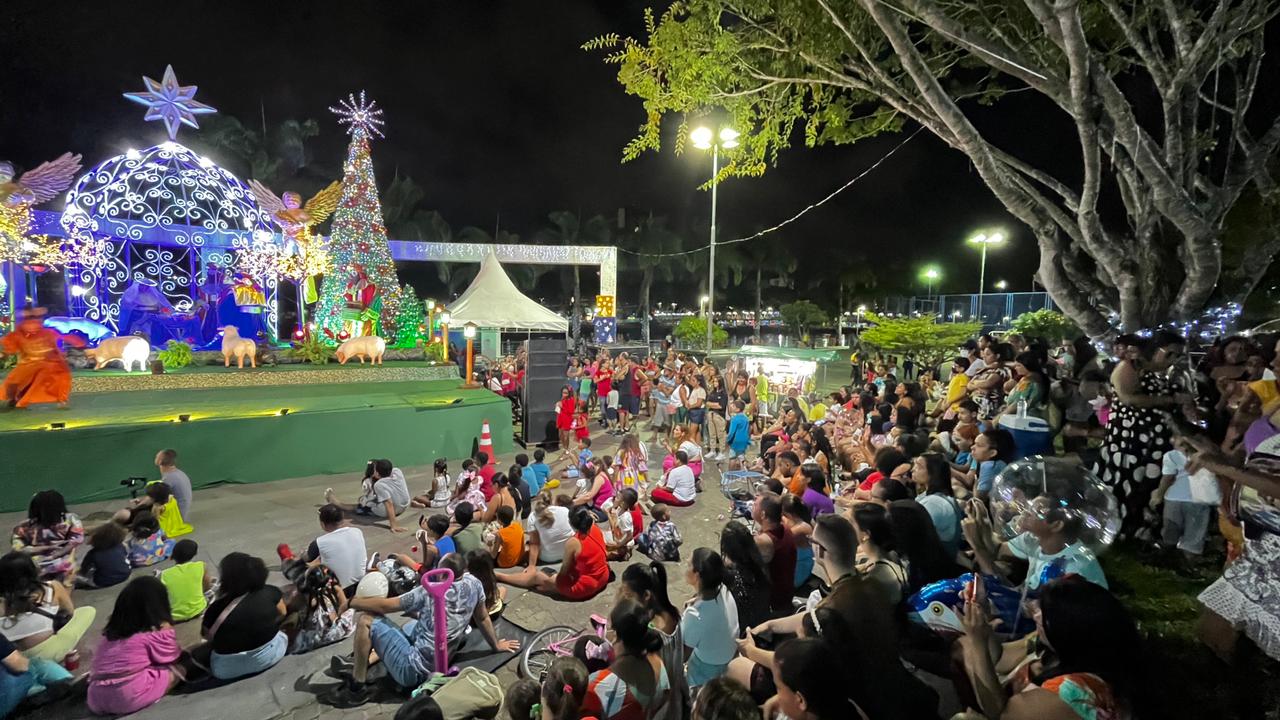 Programação do Natal de Luzes e Sonhos mantém apresentações especiais na Praça Rio Cachoeira.