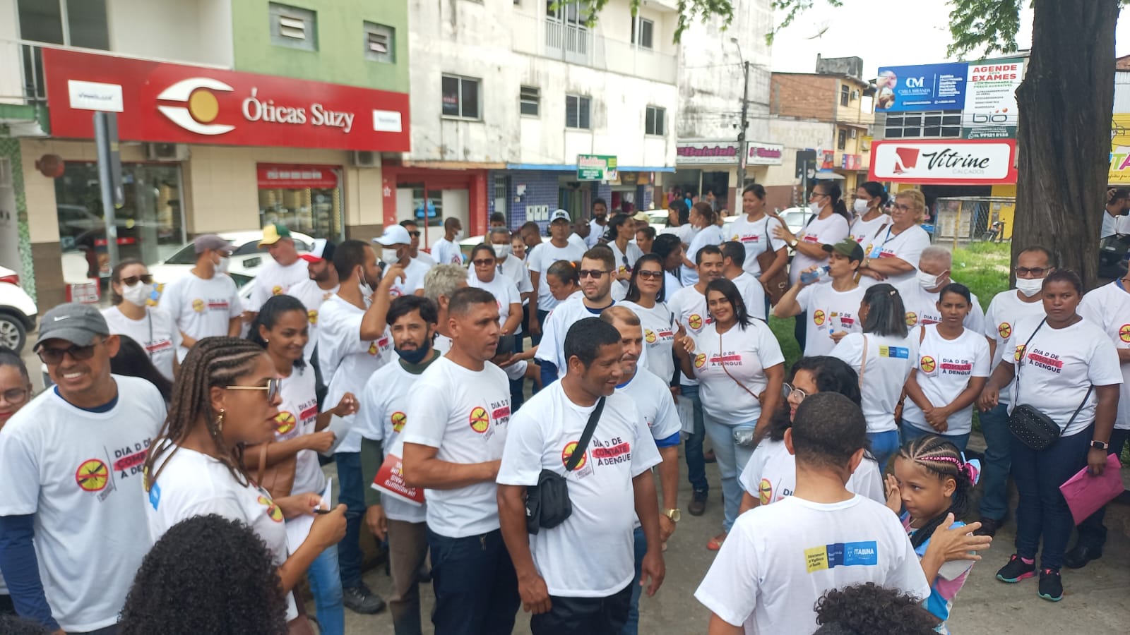 Prefeitura promove mutirão para o combate a dengue em Itabuna.