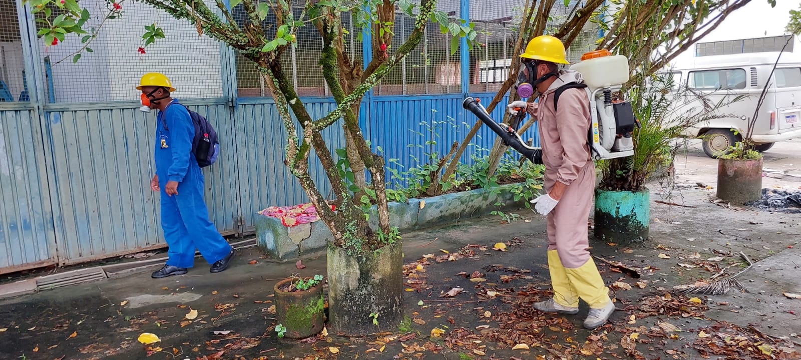 Mutirão mobiliza população de cinco bairros de Itabuna para o combate ao Aedes aegypti.