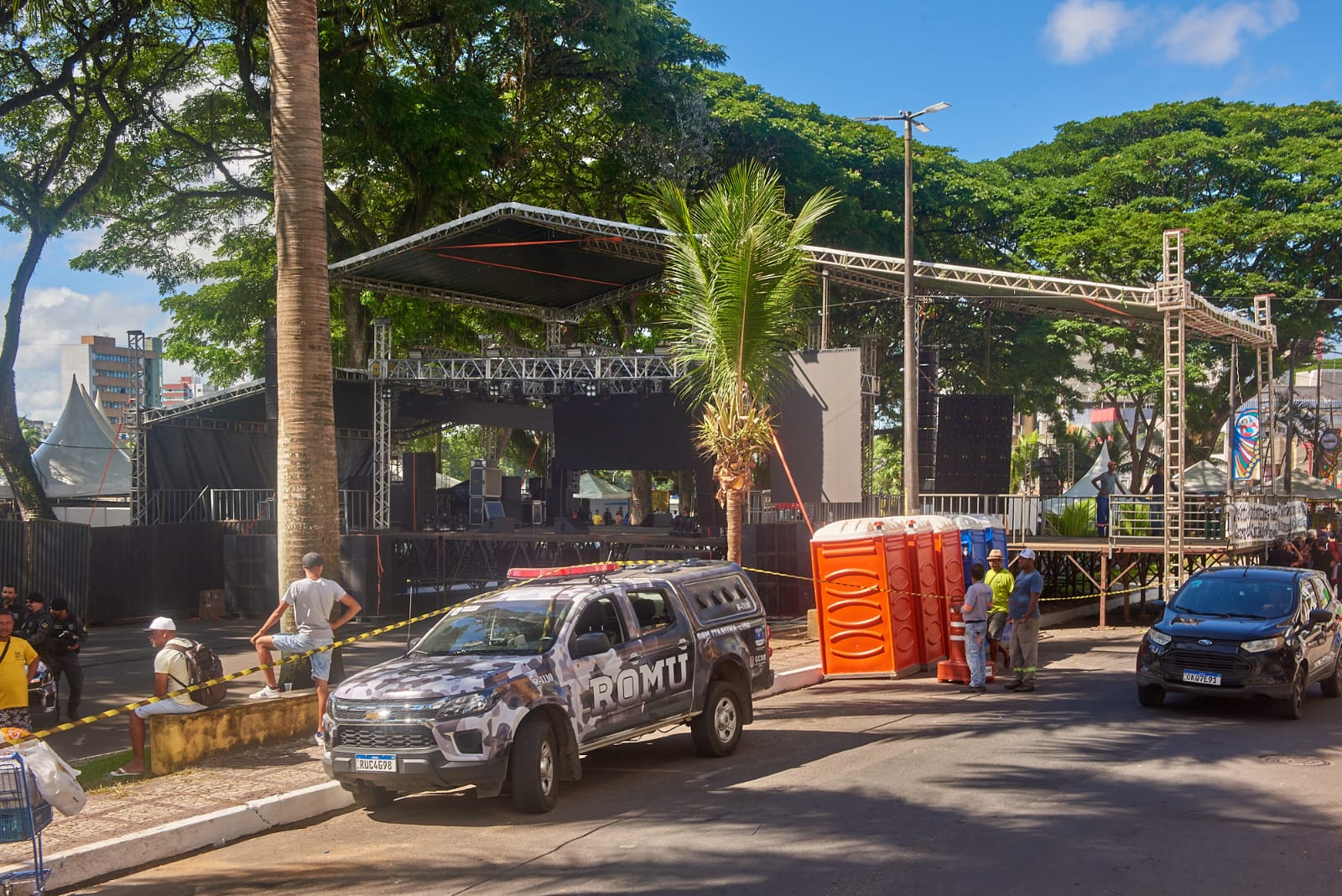 Recicla Itabuna monta estrutura para agentes ambientais na 42ª Lavagem do Beco Fuxico