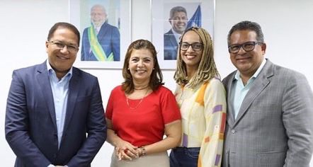 Prefeito Augusto Castro e secretária da Educação recebidos em audiência na Secretaria da Educação da Bahia