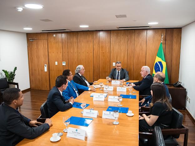 Prefeito Augusto Castro tem audiência no Palácio do Planalto, com Ministro Rui Costa e garante investimentos para Itabuna