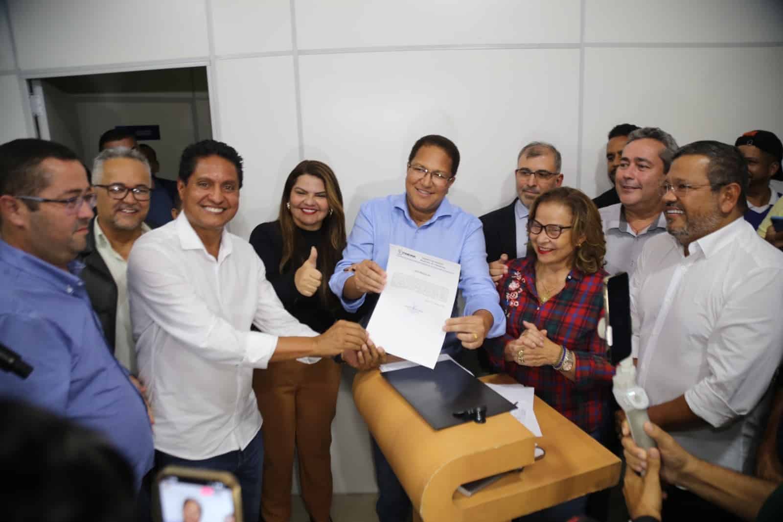 Prefeito Augusto Castro apresenta projeto de requalificação do Itabunão e autoriza licitação