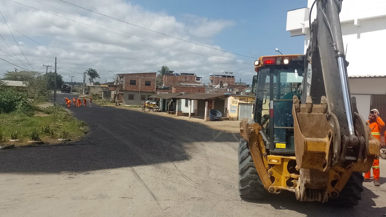 Prefeitura prossegue com as melhorias do sistema viário de Nova Ferradas