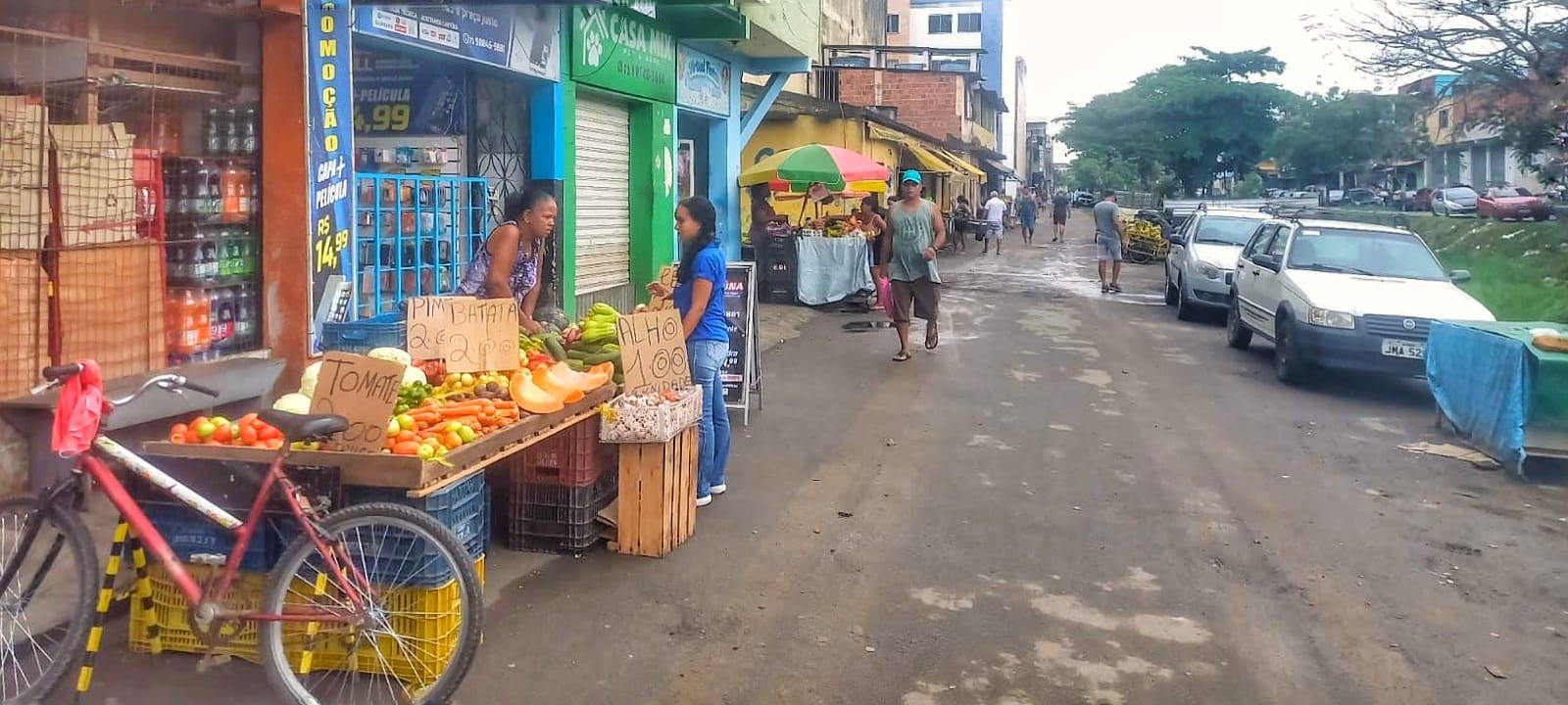 Prefeitura de Itabuna notifica comerciantes do entorno da Feira do São Caetano