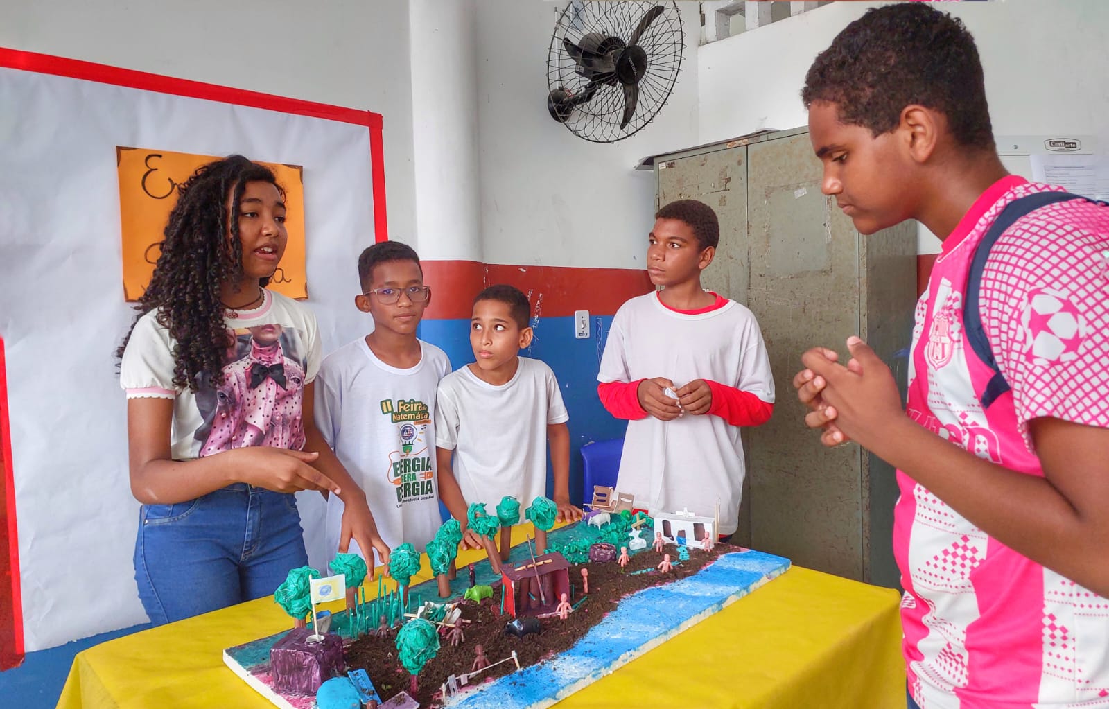 Escola Municipal Margarida Pereira fez verdadeira festa durante a 2ª Feira de Matemática