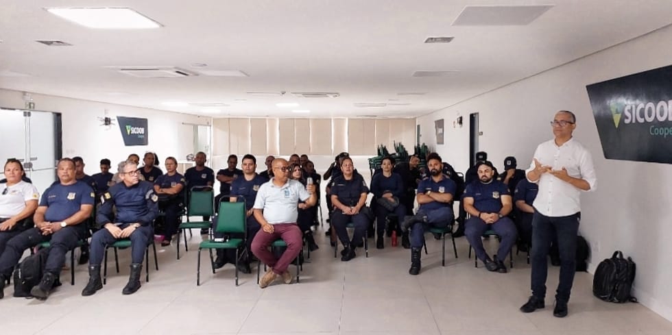 Guardas Civis de Itabuna participam de treinamento para criação de Grupamento Institucional