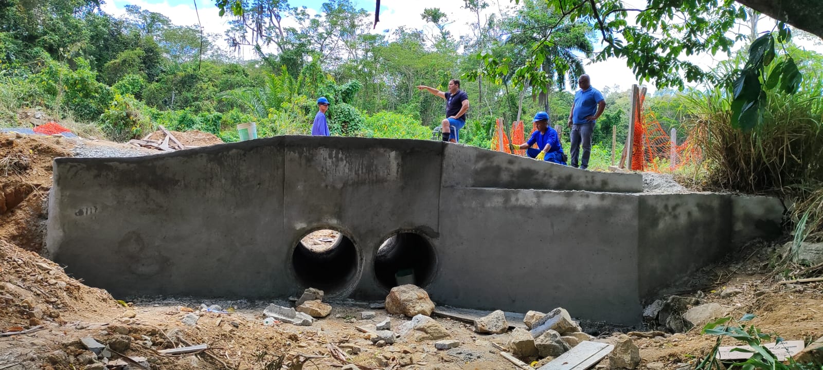 Obras da ponte que dá acesso ao Ribeirão dos Cachorros entram na reta final