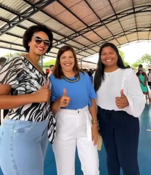 Secretária da Educação prestigia abertura do projeto Férias na Escola com mais Sabor e Saber em Itabuna