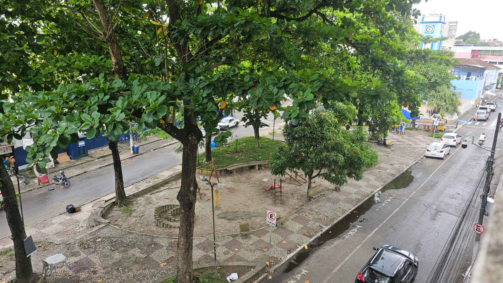 Prefeito Augusto Castro assina ordem de serviço para obras na Praça dos Capuchinhos