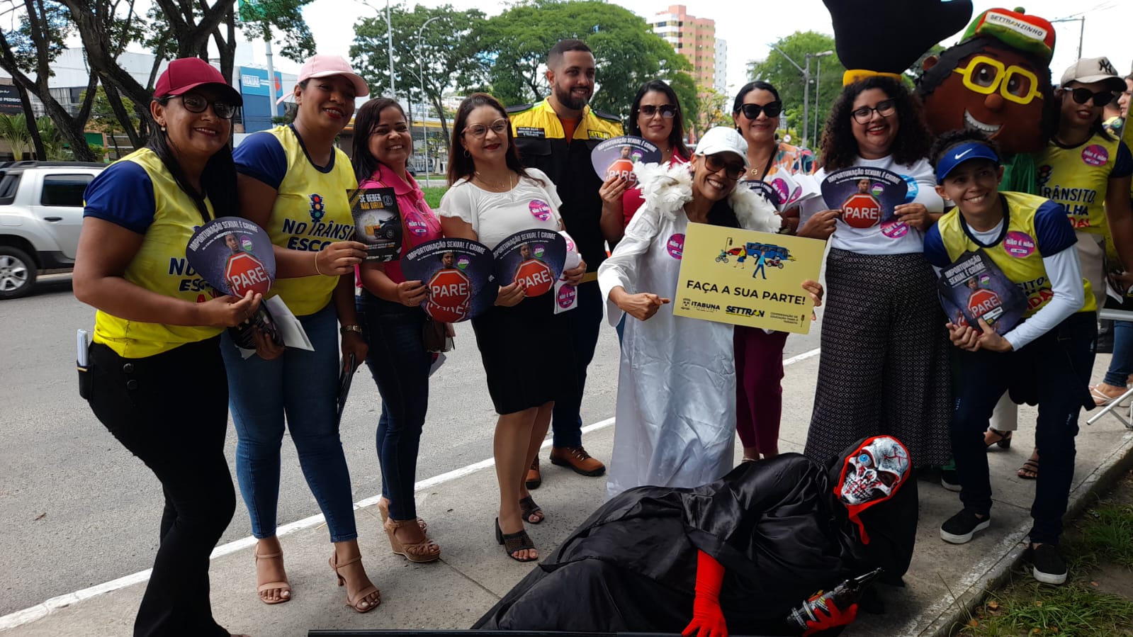Prefeitura de Itabuna realiza blitz educativa contra a importunação sexual no trânsito