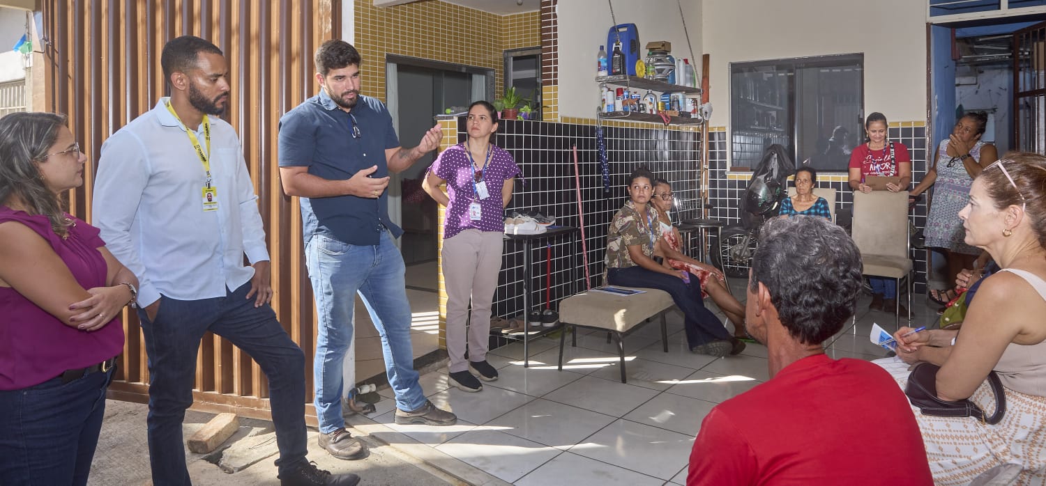 CONDER e Prefeitura apresentam aos moradores do Alto Maron projeto de revestimento da encosta