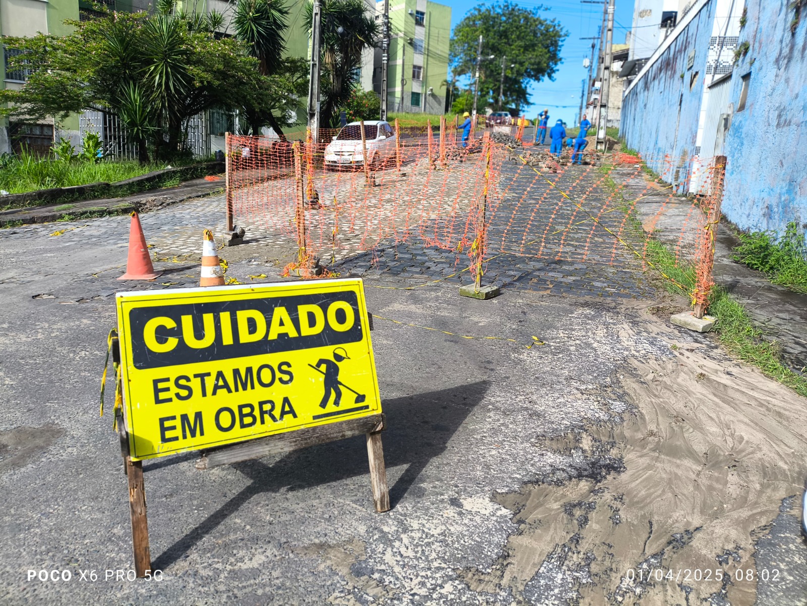 Prefeitura de Itabuna recupera pavimenta da Rua BNH no Banco Raso