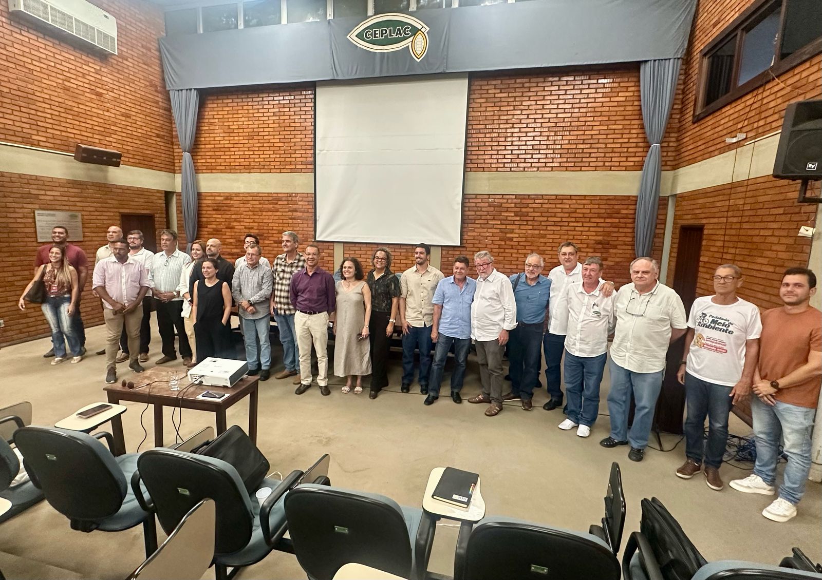 Prefeitura de Itabuna participa de encontro promovido pelo Ministério de Agricultura e Pecuária