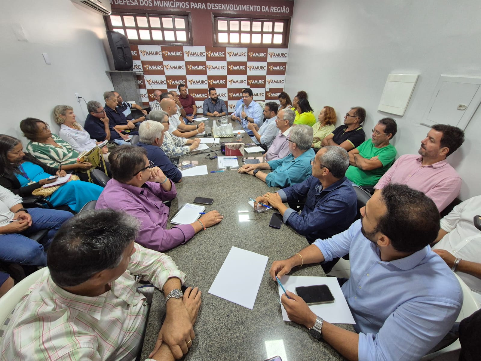 Itabuna representada no encontro da AMURC com a CODEVASF sobre a revitalização da Bacia do Rio Cachoeira