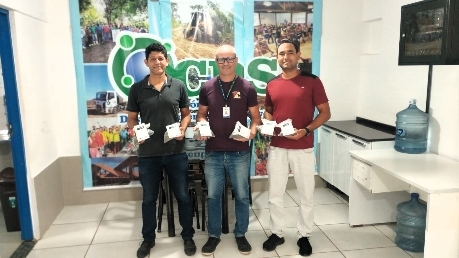 Prefeitura de Itabuna coleta amostras de solo para iniciar a distribuição de calcário aos agricultores familiares