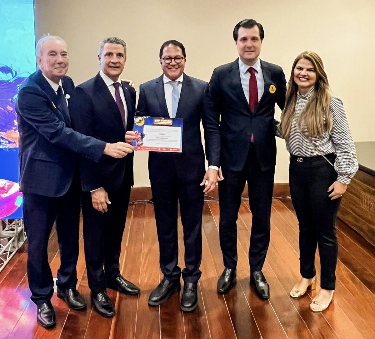 Prefeito Augusto Castro recebe Selo Transparência dos Festejos Juninos no Ministério Público da Bahia