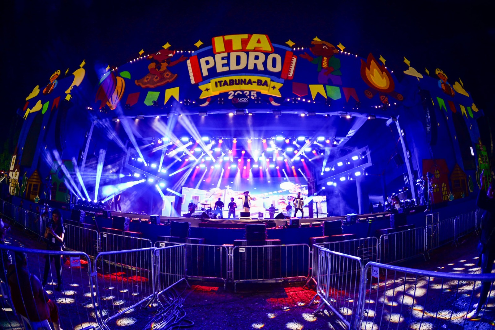 Primeira noite do Ita Pedro – O maior São Pedro do Brasil foi sucesso de público