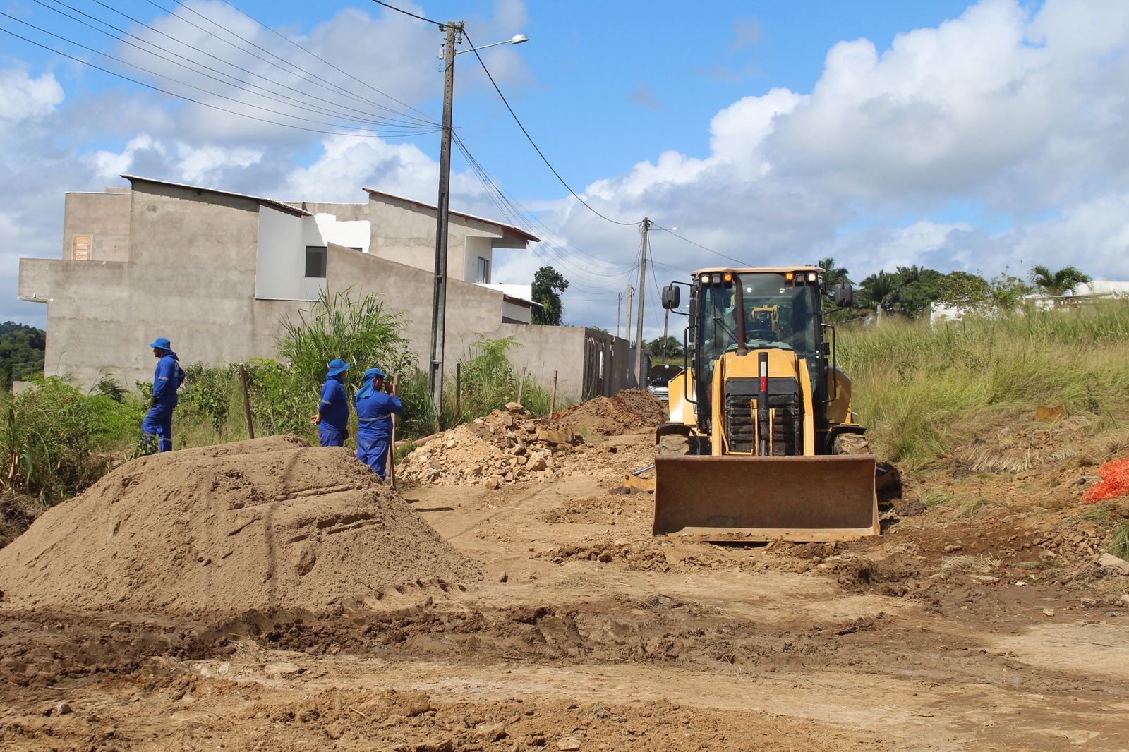 EMASA conclui obra de implantação de rede de água e esgoto no Jardim Cordier e transforma realidade de moradores