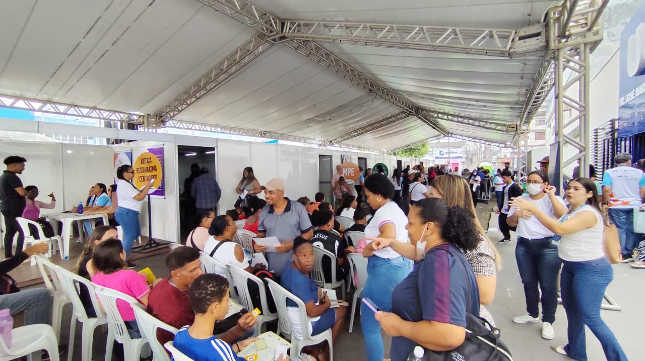 Secretaria Municipal de Saúde é destaque com diversos a oferta de serviços no Mutirão POP Rua Jud de Itabuna
