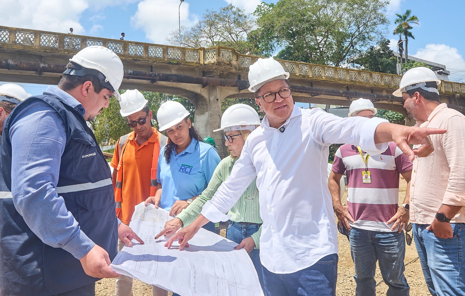 Prefeito Augusto Castro vistoria principais obras de mobilidade de Itabuna