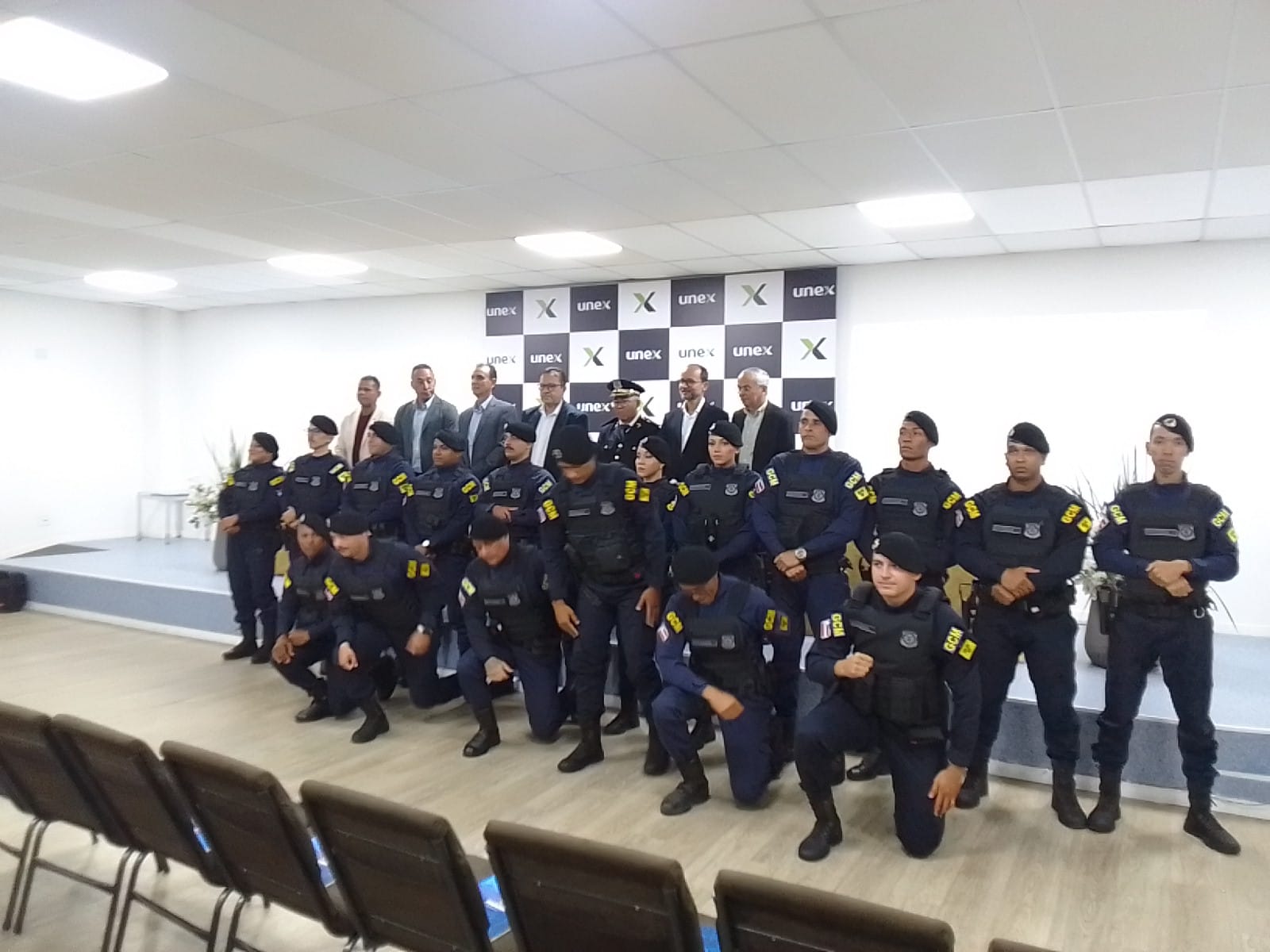 Em solenidade de fortes emoções e alegrias Guarda Civil Municipal de Itabuna forma novos componentes