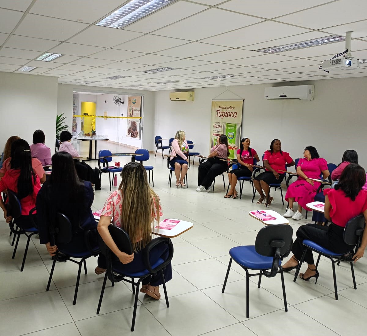 CAM de Itabuna realiza Roda de Conversa do Outubro Rosa