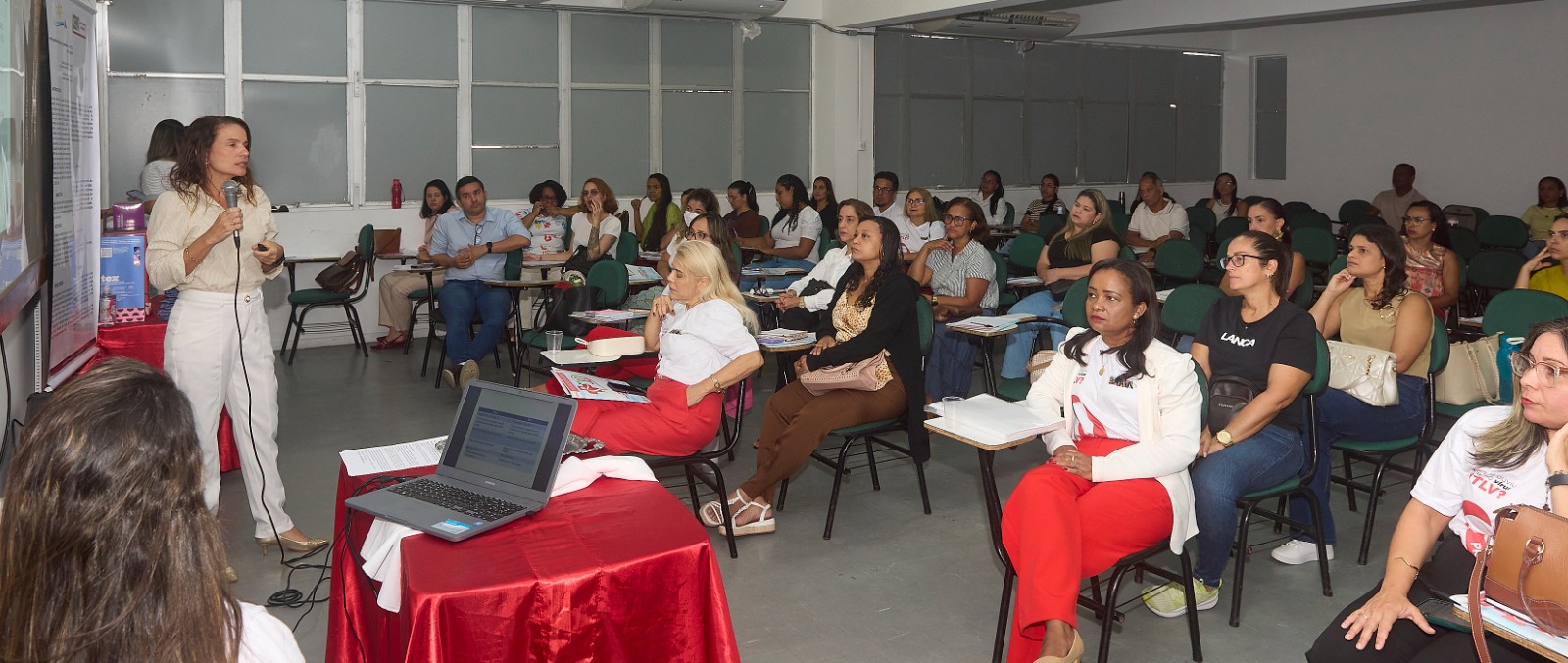 CERPAT realiza Seminário sobre cuidados com pessoas vivendo com HTLV
