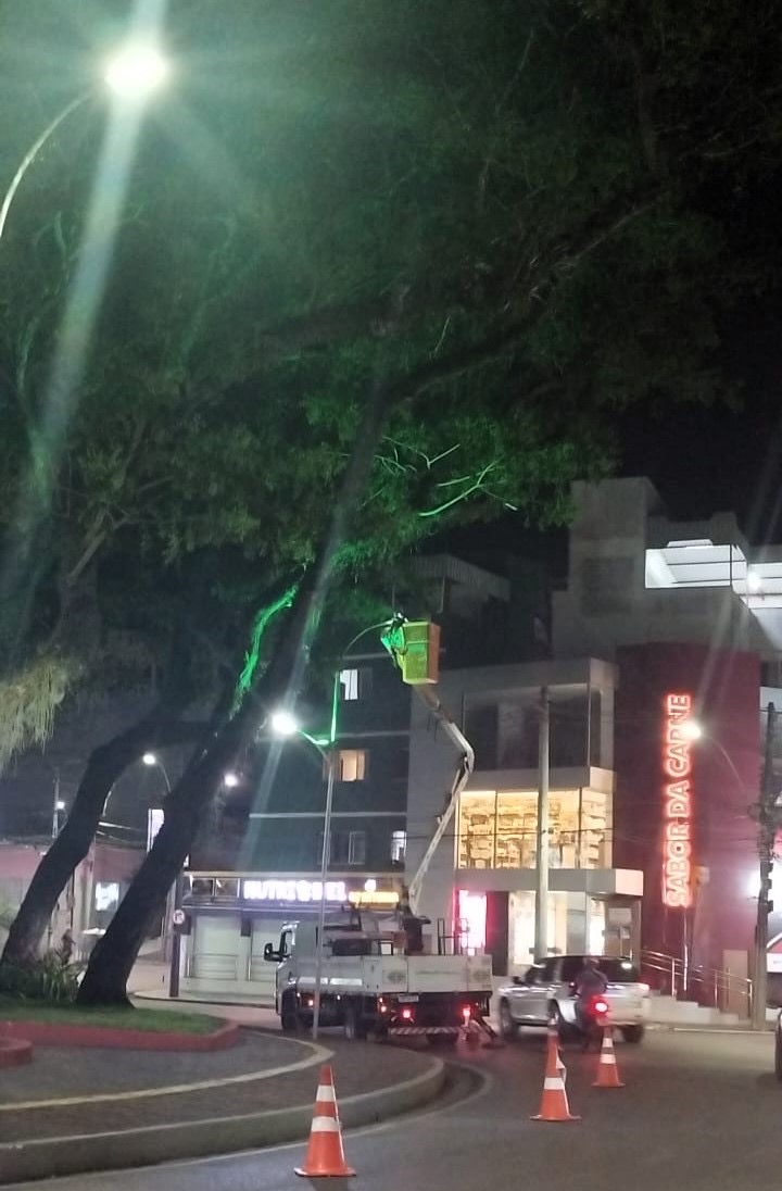 Prefeitura de Itabuna reforça iluminação nas principais vias da cidade e alerta contra furtos de fios elétricos