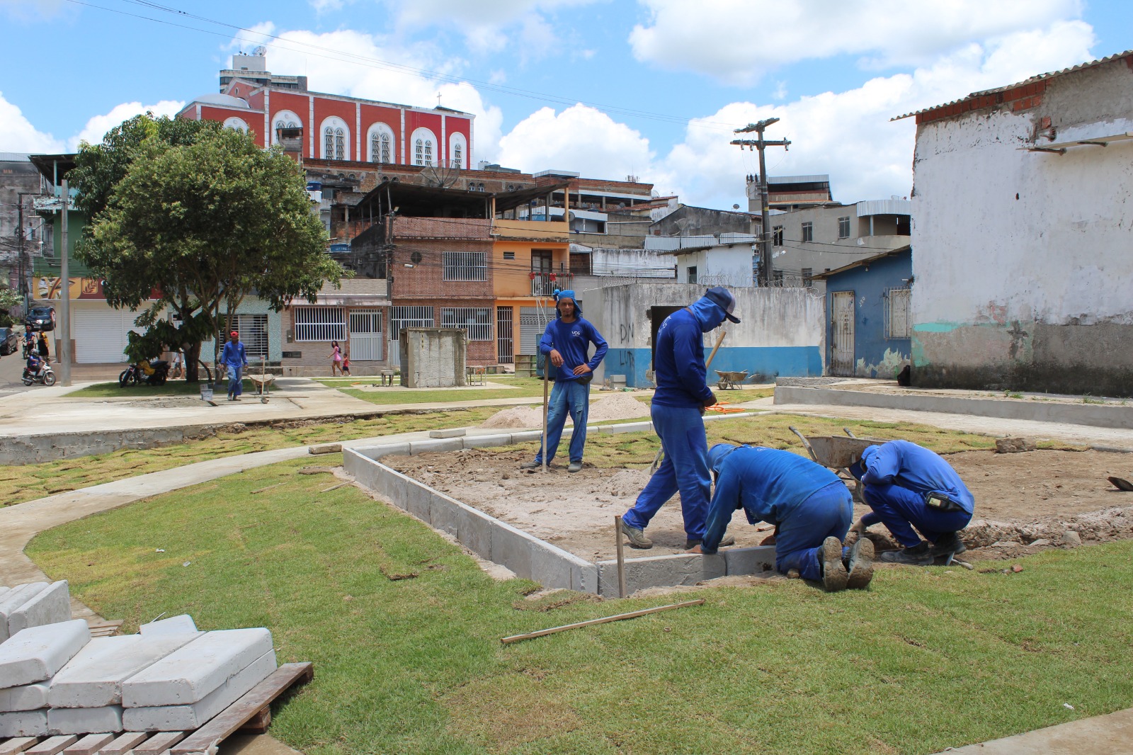 Requalificação da Praça da EMASA está próxima de ser concluída